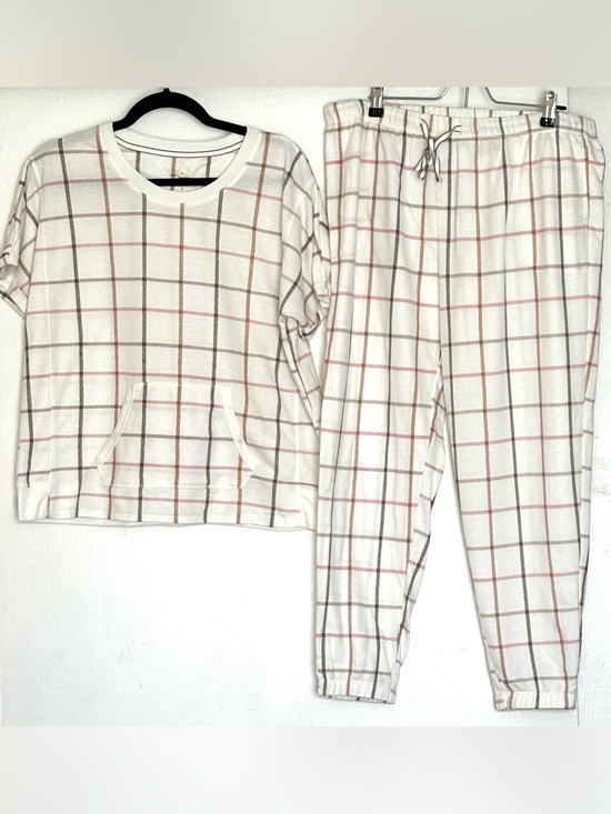 Cuddl Duds Other - Cuddl Duds 2-Piece Windowpane Plaid Pajama Set Size L